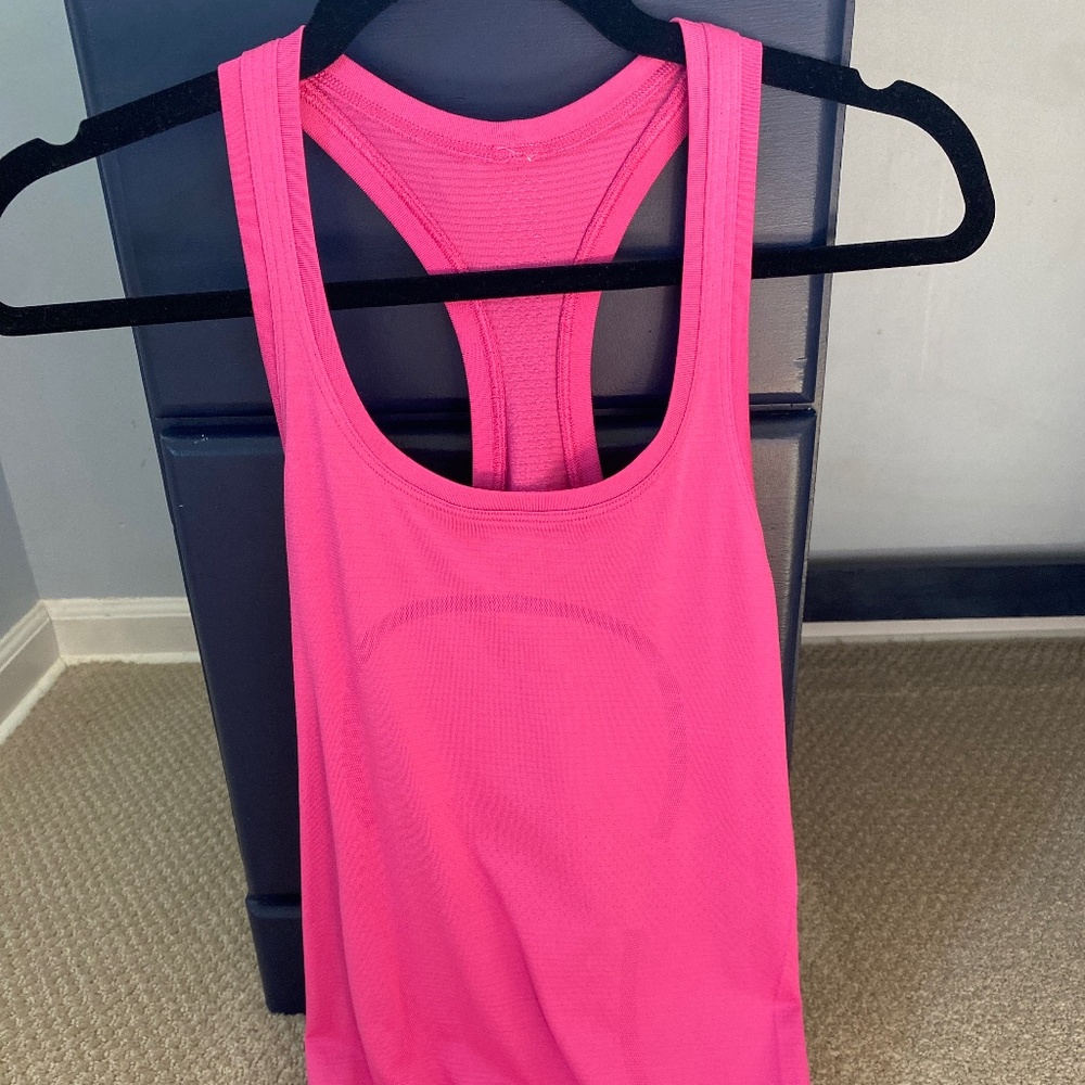 Lululemon “Swiftly Tech Racerback Tank Top 2.0 Sonic Pink” Women’s size 4